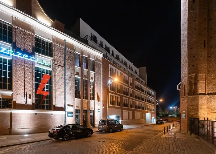 2000 Stare Bulwary No 1 Apartman *